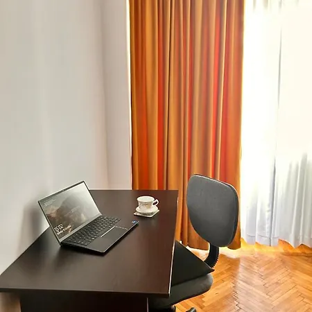 Semi Two Large Bedroom * Bucarest