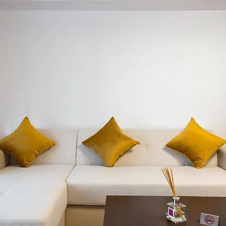 Semi Two Large Bedroom Appartamento *